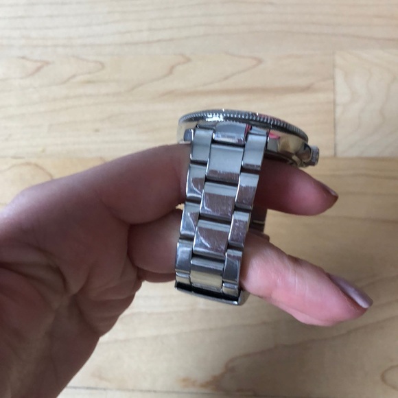 Silver and rose gold Fossil watch - Picture 4 of 6